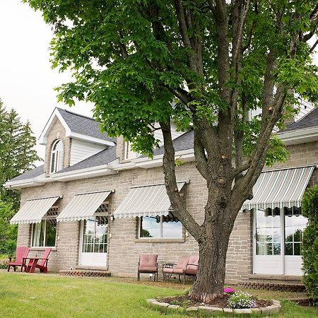 Rock Hill Bed & Breakfast Sharbot Lake エクステリア 写真