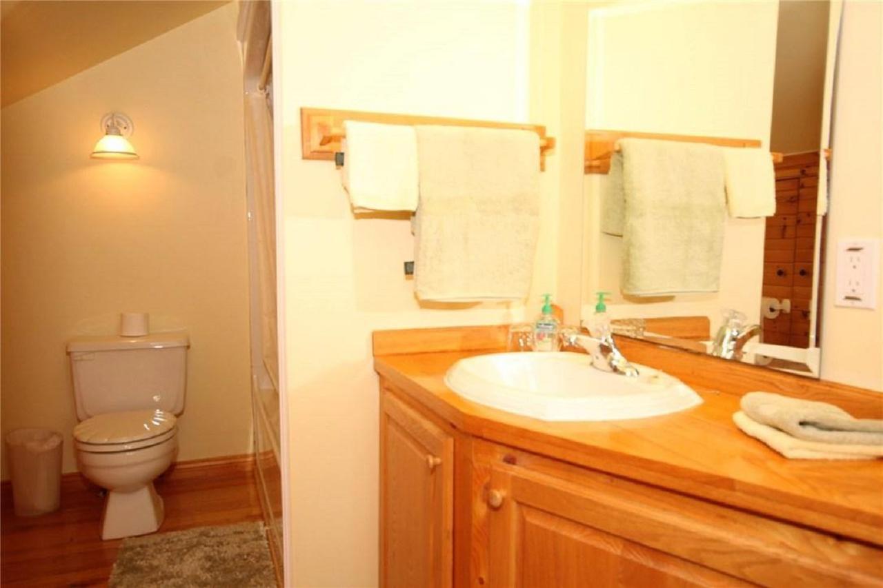 Rock Hill Bed & Breakfast Sharbot Lake エクステリア 写真