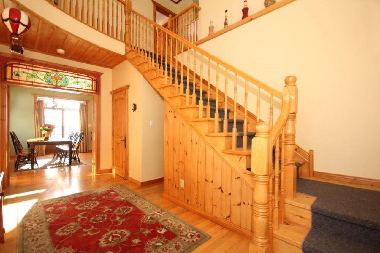 Rock Hill Bed & Breakfast Sharbot Lake エクステリア 写真